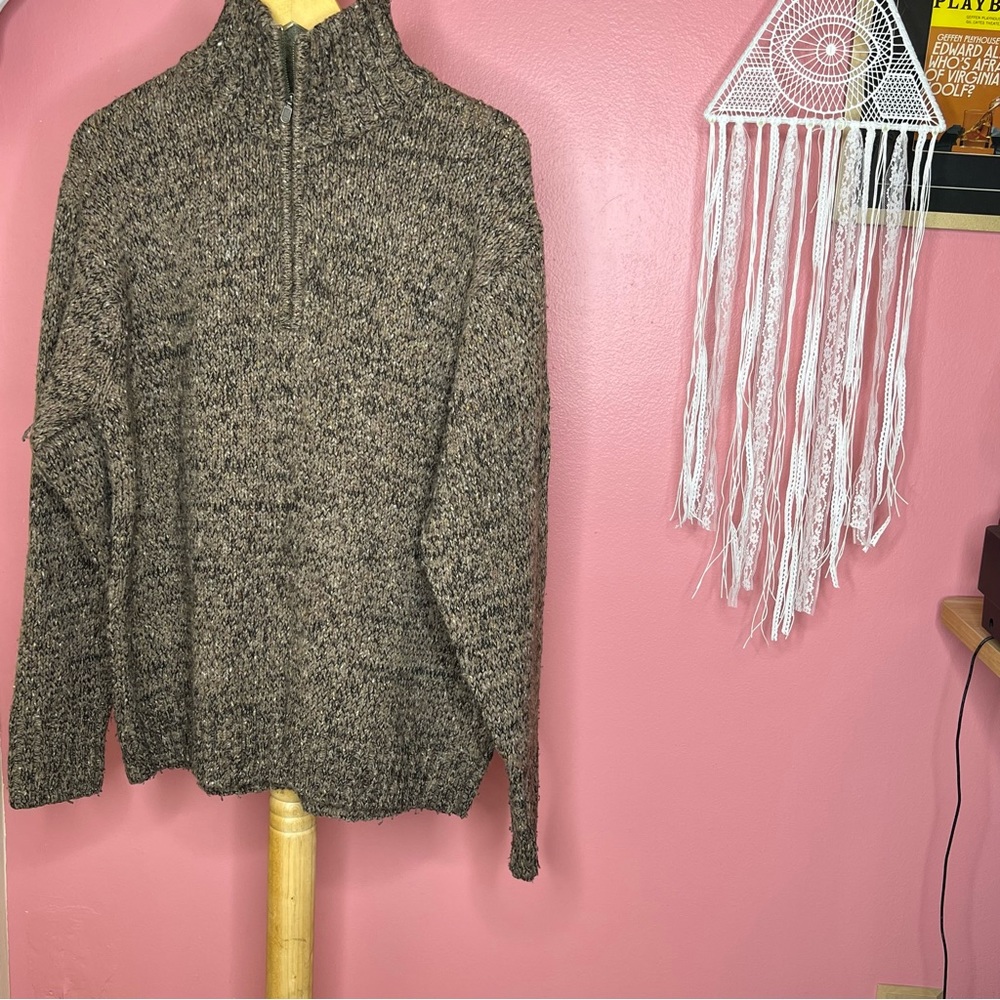 Men’s wool sweater with half zip, XL